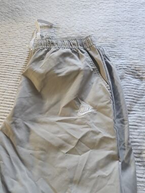 Nike Light Gray Men’s Jogger Sweatpants with White Swoosh